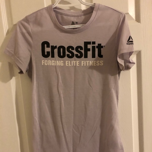 Women’s clothing. - Picture 1 of 1